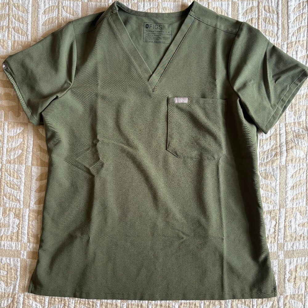 Moss Catarina One-Pocket Scrub Top - NWOT